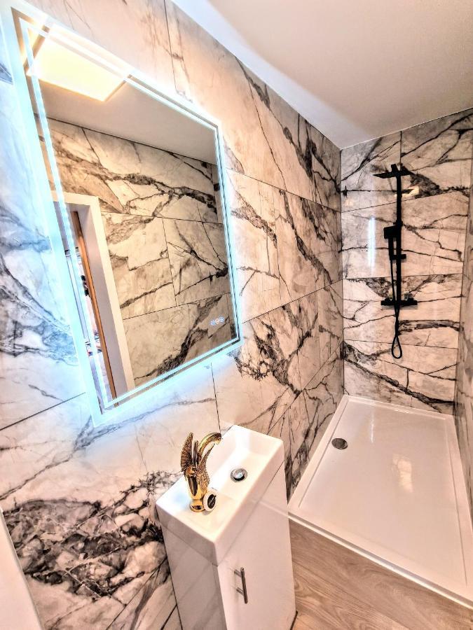 Kaoglen Fallow Pod - Luxury - Hot Tub - Pet Friendly Blairgowrie and Rattray Exterior foto